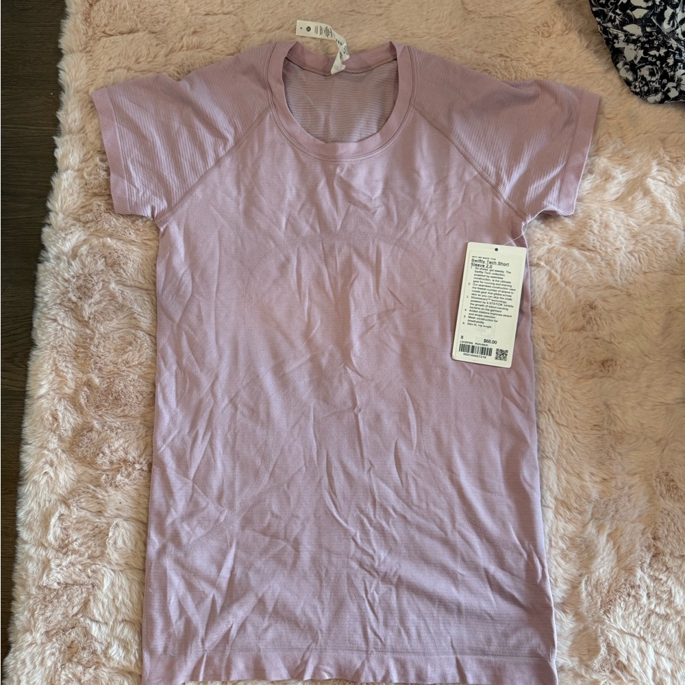 lululemon athletica Light Purple Short Sleeve Tee